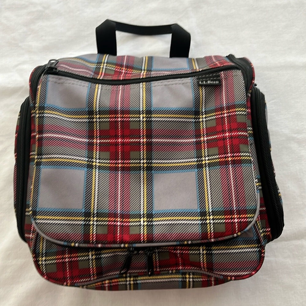 L.L.Bean Travel Plaid Toiletry Bag, hanging, personal organizer in Red and Grey